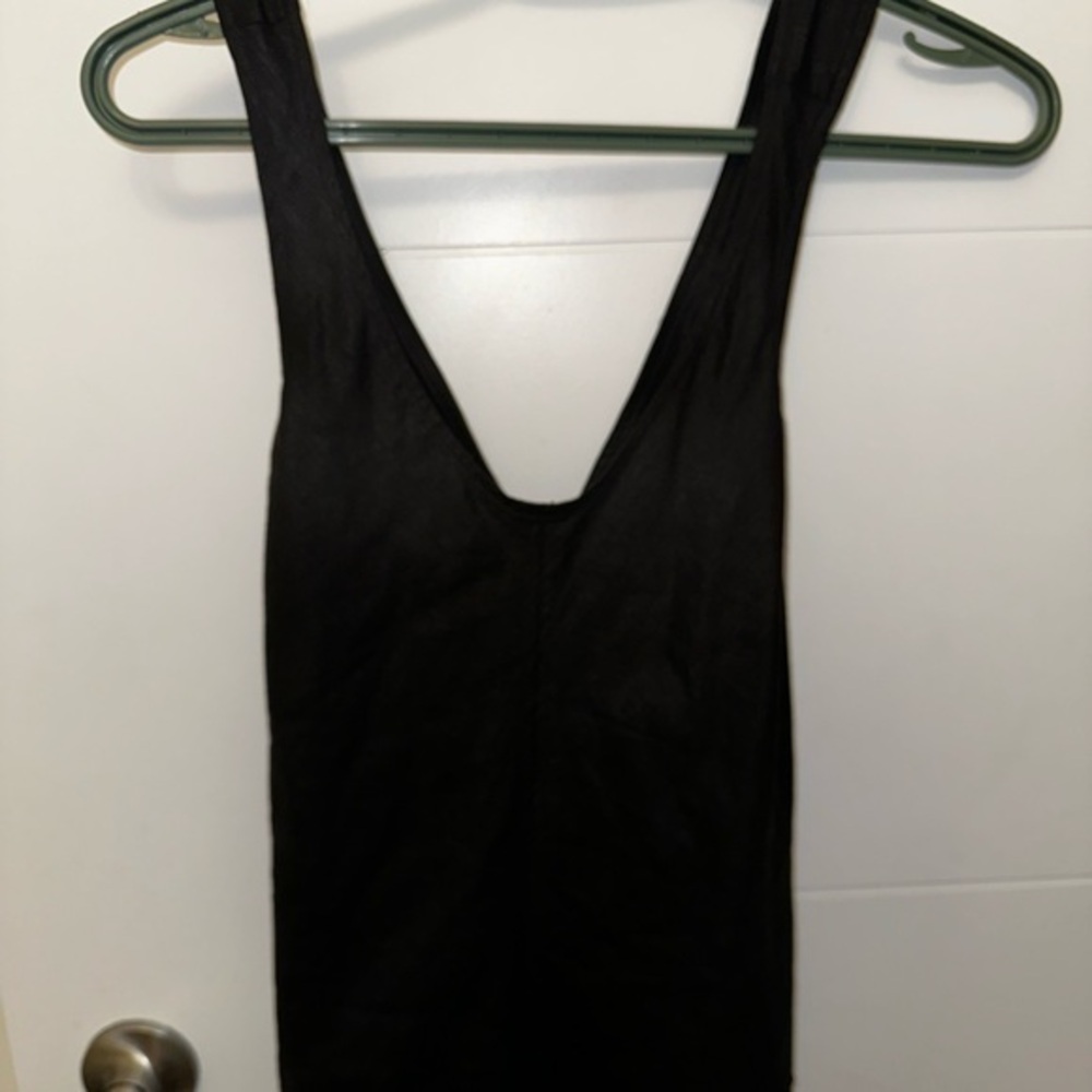 Aritzia WILFRED criss-cross tank